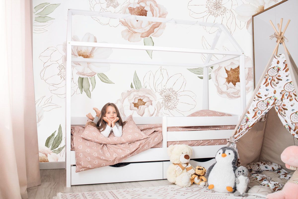 papier-peint-rose-chambre-fille