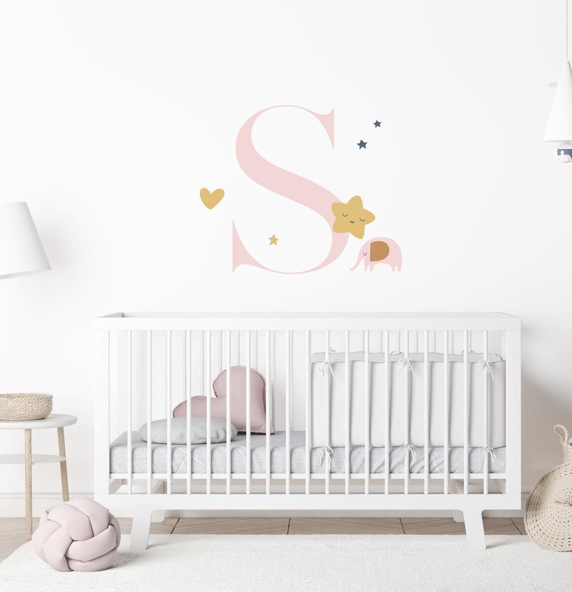 sticker-mural-initiale-prénom-bébé